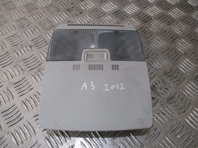 2012 GENUINE AUDI A3 8P INTERIOR ROOF READING LIGHT LAMP 8P0947135D