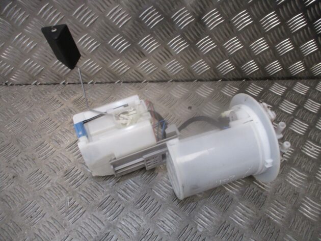 2014 GENUINE TOYOTA PRIUS 1.8 HYBRID IN TANK FUEL PUMP SENDER UNIT 77704-47060 - Image 2