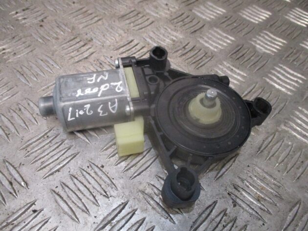 2017 GENUINE AUDI A3 8V FRONT LEFT PASSENGER SIDE WINDOW MOTOR 5Q0959802B