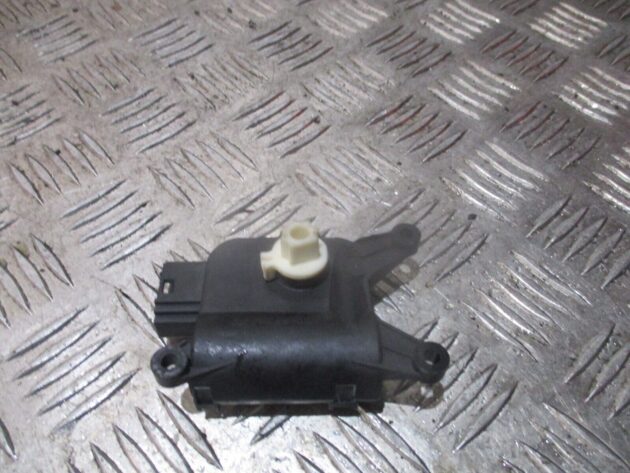 2012 GENUINE AUDI A3 8P HEATER FLAP ACTUATOR MOTOR 1K0907511 - Image 3