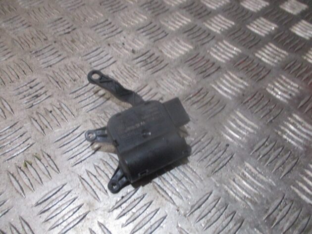 2012 GENUINE AUDI A3 8P HEATER FLAP ACTUATOR MOTOR 1K0907511B - Image 2