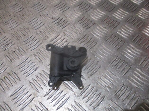 2012 GENUINE AUDI A3 8P HEATER FLAP ACTUATOR MOTOR 1K0907511B - Image 3
