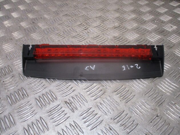 2016 GENUINE AUDI A3 8V SALOON HIGH LEVEL THIRD BRAKE LIGHT LAMP 4G5945097
