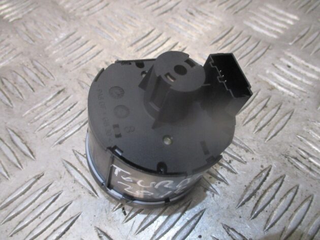 2018 GENUINE VW TOURAN HEADLIGHT CONTROL SWITCH 5G0941431BE - Image 3