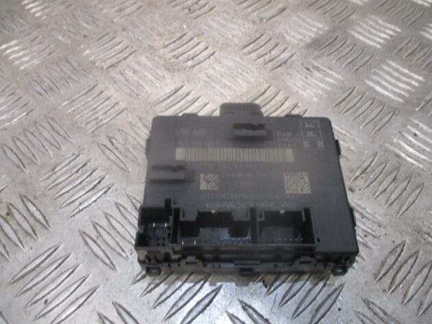 2018 GENUINE VW TOURAN REAR RIGHT DRIVER SIDE DOOR CONTROL MODULE 8W1959595D