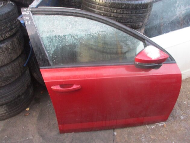 2014 GENUINE SKODA OCTAVIA FRONT RIGHT DRIVER SIDE BARE SHELL DOOR OSF - Image 2