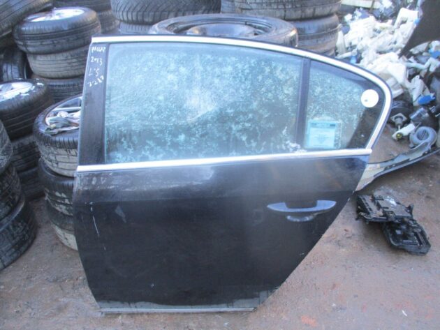 2014 GENUINE VW PASSAT B7 REAR LEFT PASSENGER SIDE BARE SHELL DOOR NSR - Image 3