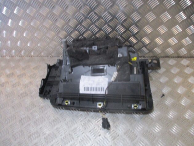 2015 GENUINE AUDI A1 GLOVE BOX STORAGE COMPARTMENT 8X2857035A 8X2857035 - Image 4