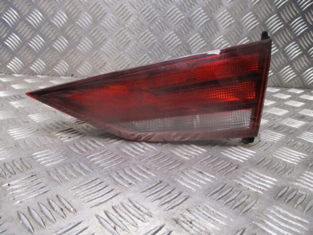 2016 AUDI A3 8V SALOON REAR RIGHT DRIVER SIDE BOOTLID LIGHT LAMP 8V5945094G OEM - Image 2