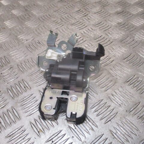 2016 GENUINE AUDI A3 8V SALOON REAR BOOTLID BOOT LOCK MECHANSIM 4H0827505A