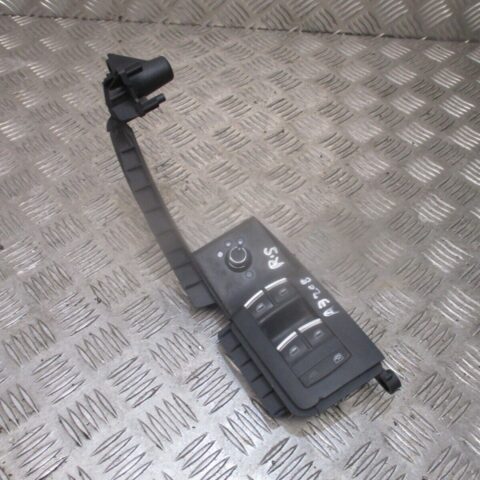 2012 GENUINE AUDI A3 8P FRONT RIGHT DRIVER SIDE WINDOW SWITCH 8P4959552A/B