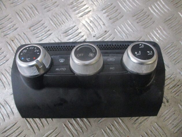 2015 GENUINE AUDI A1 8X FRONT AC HEATER CLIMATE CONTROL SWITCH PANEL 8X0820043B - Image 2