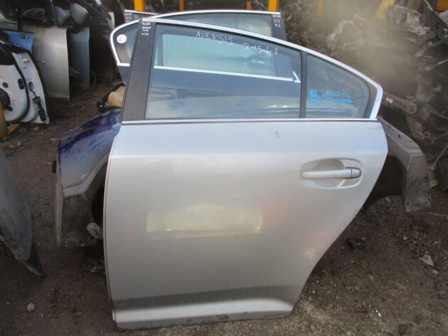 2015 GENUINE TOYOTA AVENSIS SALOON REAR LEFT PASSENGER SIDE BARE SHELL DOOR - Image 2