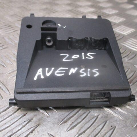 2015 GENUINE TOYOTA AVENSIS FRONT WINDSCREEN CAMERA MODULE 88181-05010