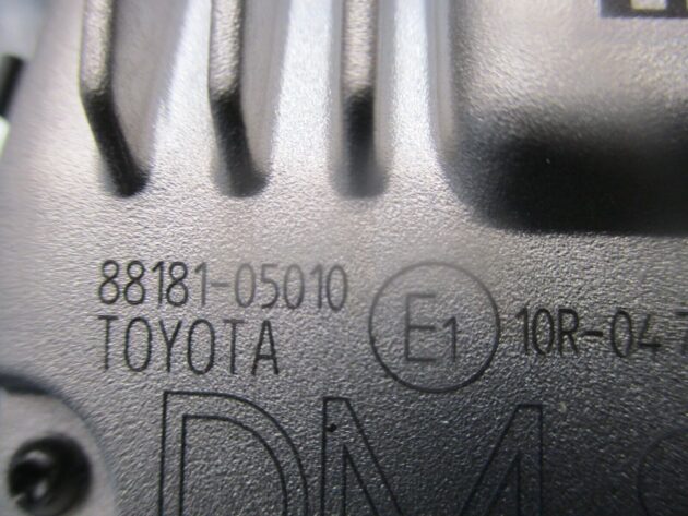 2015 GENUINE TOYOTA AVENSIS FRONT WINDSCREEN CAMERA MODULE 88181-05010 - Image 2