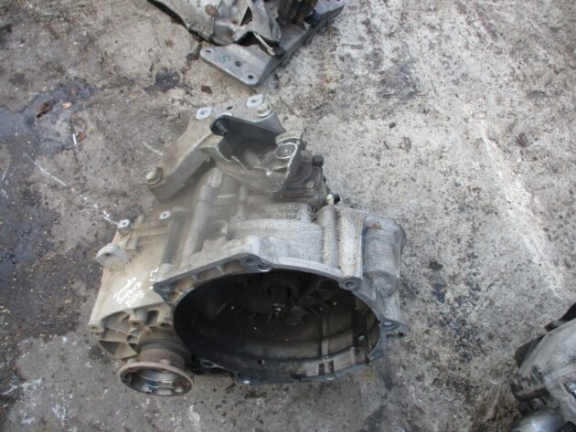 2018 GENUINE SKODA SUPERB 2.0 TDI 6 SPEED MANUAL QFZ START/ STOP GEARBOX - Image 2