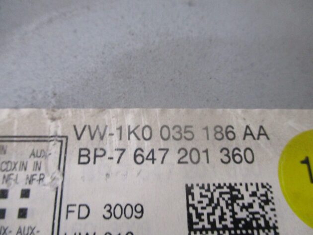 2014 GENUINE VW PASSAT B7 RADIO CD PLAYER HEAD UNIT 1K0035186AA - Image 2