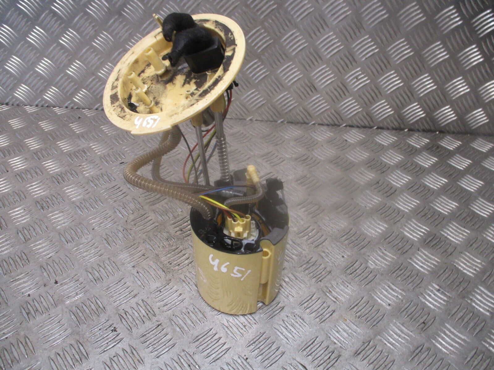 2015 GENUINE AUDI A4 2.0 TDI IN TANK FUEL PUMP SENDER UNIT 8K0919050P - Image 3