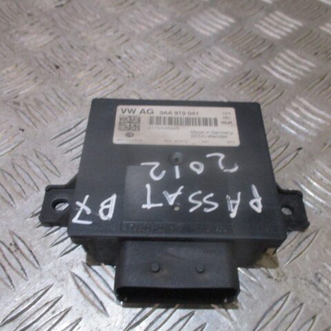 2014 GENUINE VW PASSAT B7 VOLTAGE STABILISER CONTROL MODULE ECU 3AA919041