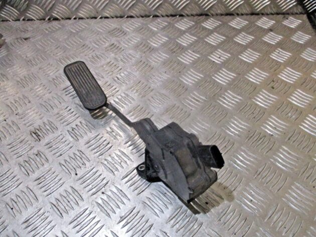 2013 GENUINE LEXUS CT200 ACCELERATOR THROTTLE PEDAL 78110-76011 19880-8462