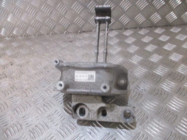 2016 GENUINE VW GOLF MK7 RIGHT DRIVER SIDE ENGINE MOUNT 5Q0199262DE - Image 3