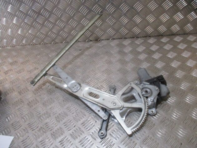 2014 GENUINE TOYOTA PRIUS REAR RIGHT DRIVER SIDE WINDOW REGULATER OSR - Image 2