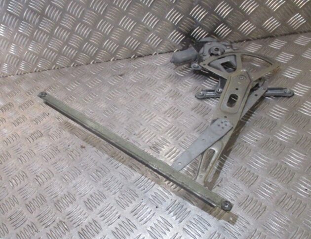 2014 GENUINE TOYOTA PRIUS REAR RIGHT DRIVER SIDE WINDOW REGULATER OSR - Image 3