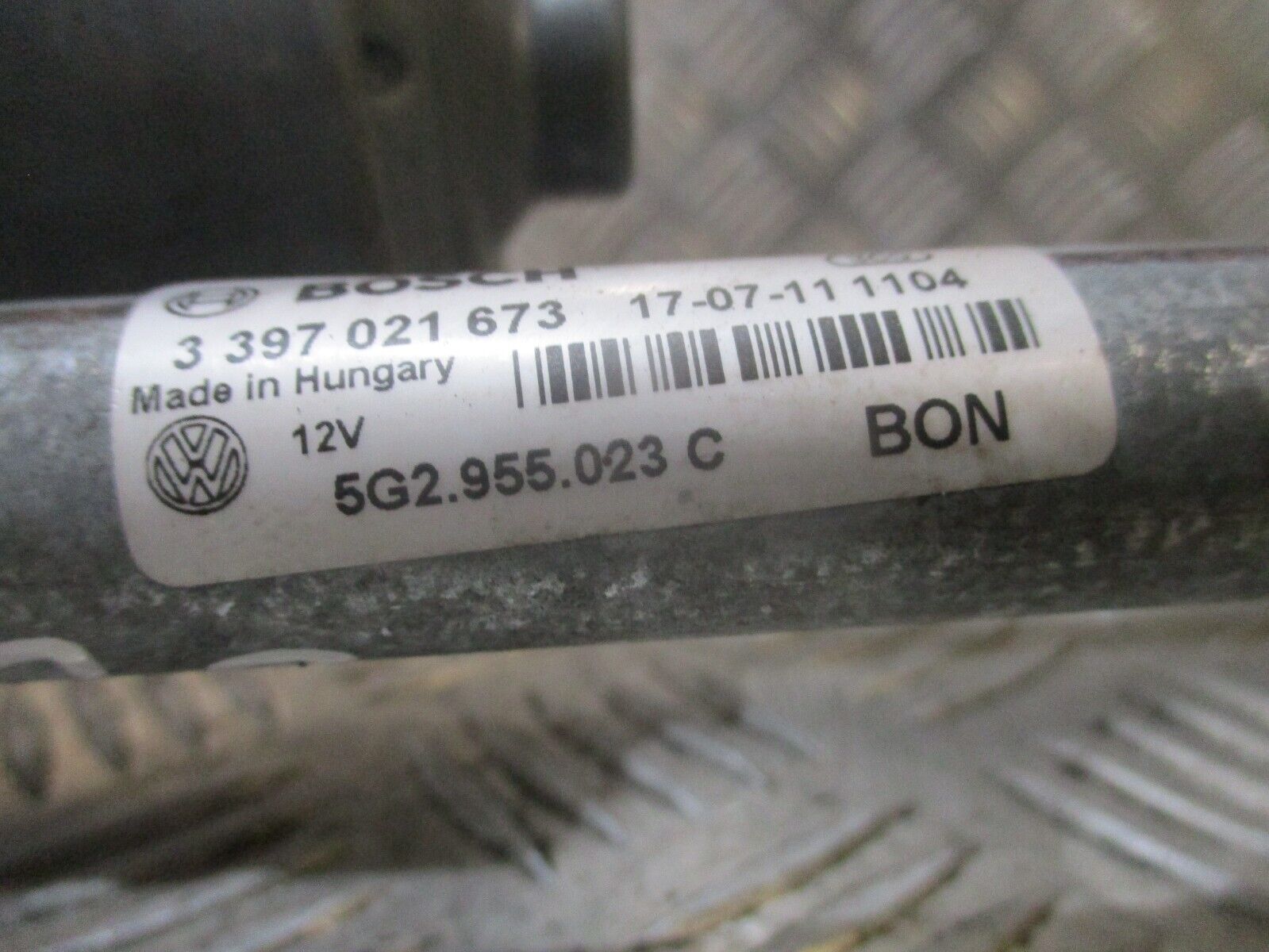 2015 GENUINE VW GOLF MK7 FRONT WINDSCREEN WIPER MOTOR LINKAGE 5G2955023C - Image 2