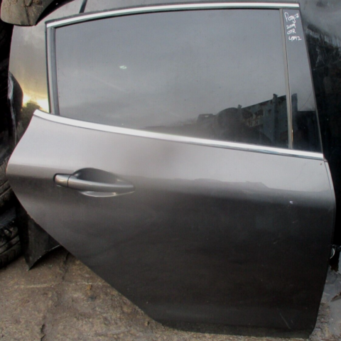2019 GENUINE PEUGEOT 208 GT LINE REAR RIGHT DRIVER SIDE BARE SHELL DOOR