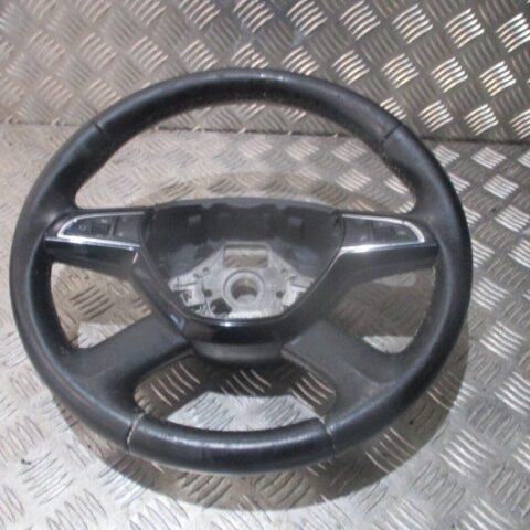 2014 GENUINE SKODA OCTAVIA DRIVERS MULTIFUNCTION STEERING WHEEL 5E0419685A