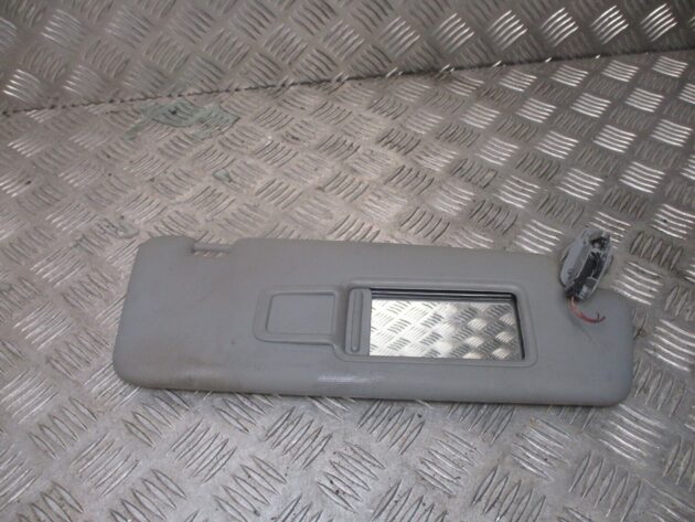 2018 GENUINE AUDI A3 8V FRONT RIGHT DRIVER SIDE SUNVISOR 8V0857552 - Image 3