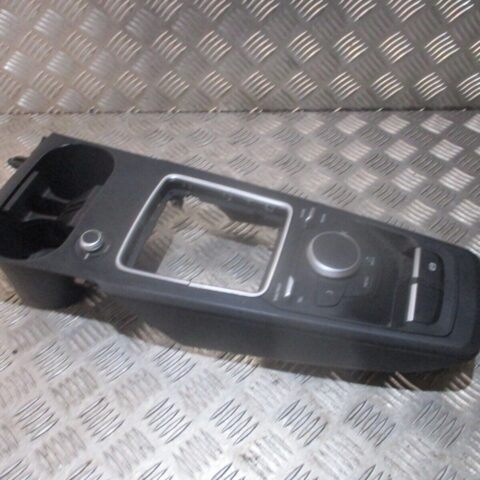 2019 GENUINE AUDI Q2 SAT NAV MEDIA CONTROLLER CENTRE CONSOLE 81C864261