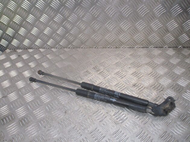 2012 GENUINE TOYOTA AVENSIS ESTATE REAR TAILGATE BOOT LID STRUTS 68950-05081
