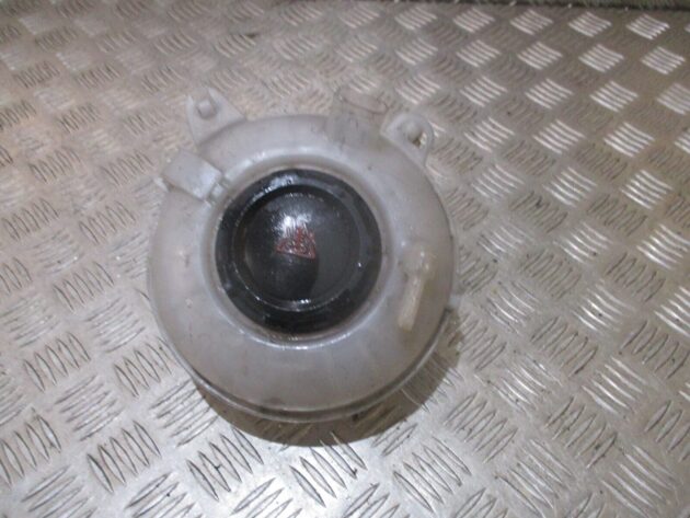 2017 GENUINE VW GOLF MK7 COOLANT EXPANSION OVERFLOW BOTTLE 5Q0121407G - Image 2