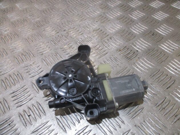 2017 GENUINE VW GOLF MK7 FRONT LEFT PASSENGER SIDE WINDOW MOTOR 5Q0959801C - Image 2
