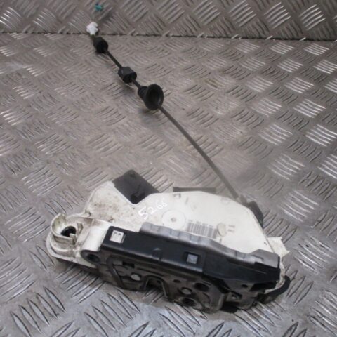2014 GENUINE SKODA OCTAVIA FRONT RIGHT DRIVER SIDE DOOR LOCK MECHANISM 5E2837016