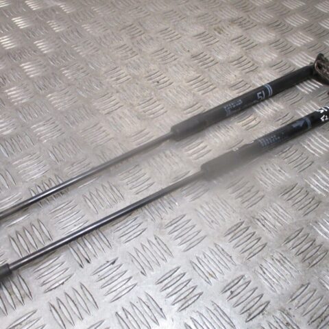 2015 GENUINE TOYOTA PRIUS REAR TAILGATE GAS STRUTS 68960-0W531 68950-0W541