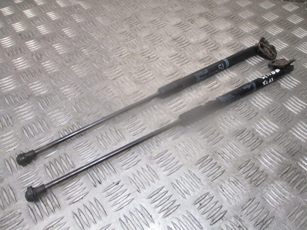 2015 GENUINE TOYOTA PRIUS REAR TAILGATE GAS STRUTS 68960-0W531 68950-0W541