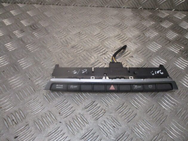 2019 GENUINE AUDI Q2 CENTRAL HAZARD TRACTION CONTROL SWITCH PANEL 81A925301J - Image 3