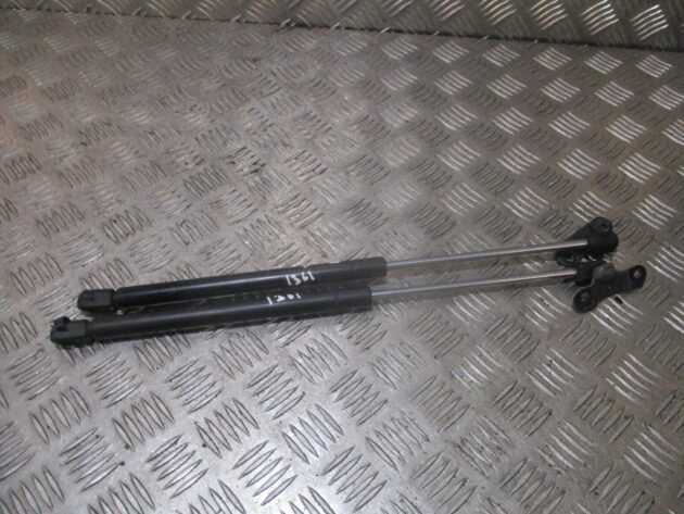 2012 GENUINE VW GOLF MK6 GTI 3DR REAR TAILGATE BOOT GAS STRUTS