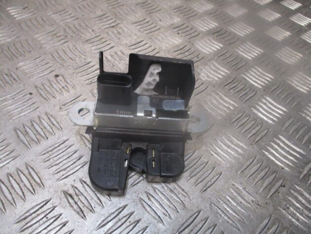 2014 GENUINE VW GOLF MK7 REAR TAILGATE BOOT LOCK CATCH MECHANISM 5G6827505 - Image 2
