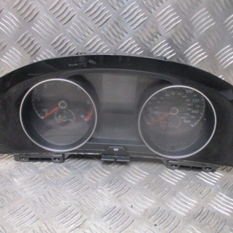 2013 GENUINE VW GOLF MK7 SPEEDOMETER INSTRUMENT CLUSTER CLOCK 5G0920961A