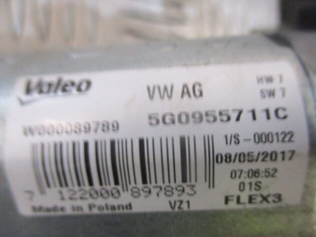 2018 GENUINE VW GOLF MK7 REAR WINDCSREEN WIPER MOTOR 5G0955711C - Image 2