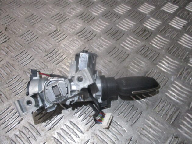 2019 GENUINE AUDI Q2 IGNITION BARREL & KEY 5Q0905865 1K0905851 - Image 2
