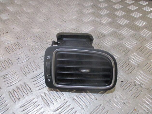 2015 GENUINE VW POLO FRONT RIGHT DRIVER SIDE AIRVENT 6RF819704 - Image 2