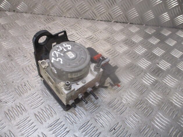 2013 GENUINE VW GOLF MK7 ABS PUMP CONTROL MODULE 5Q0614517R 5Q0907379S