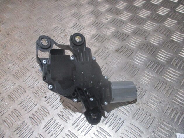 2012 GENUINE VW POLO 6R REAR WINDSCREEN WIPER MOTOR 5K6955711B - Image 2