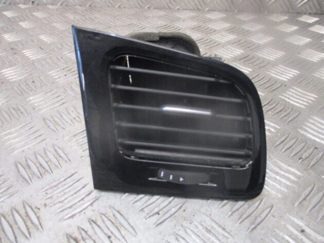2013 GENUINE VW GOLF MK7 FRONT RIGHT DRIVER SIDE DASHBOARD AIRVENT 5G2819704 - Image 2
