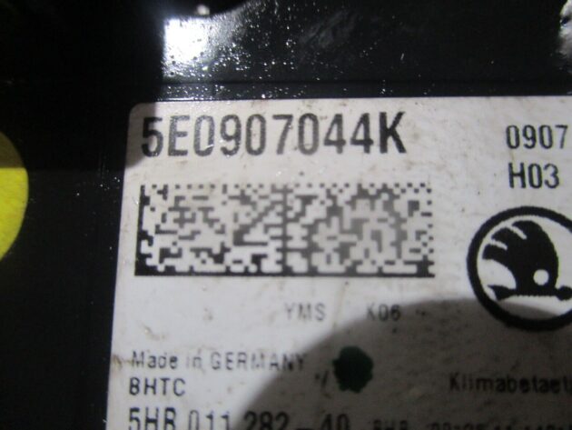2014 GENUINE SKODA OCTAVIA AC HEATER CLIMATE CONTROL SWITCH PANEL 5E0907044K - Image 2