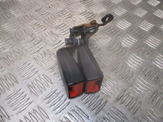 2013 VW GOLF MK7 REAR TWIN DOUBLE SEAT BELT BUCKLE CATCH 8V0857739A